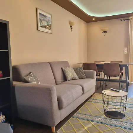 Avec Piscine 아파트 *