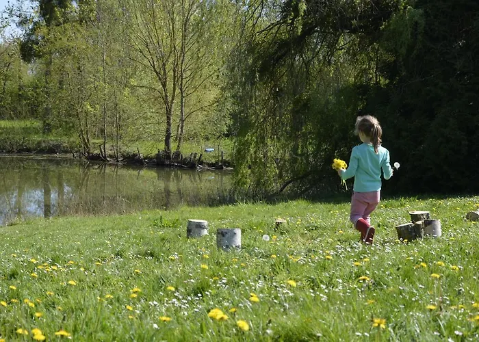 Avec Piscine * Durtal