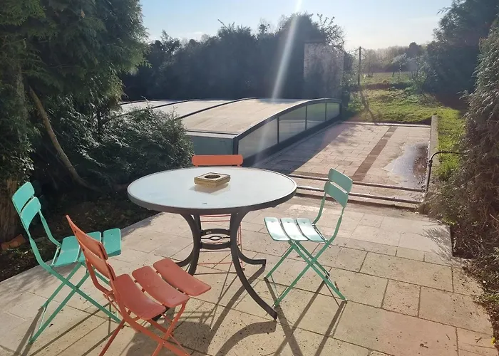 Avec Piscine * Durtal